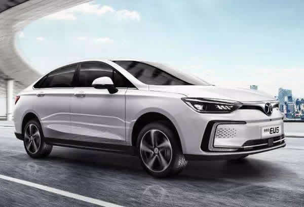 北汽新能源 EU5 R500網(wǎng)約車版