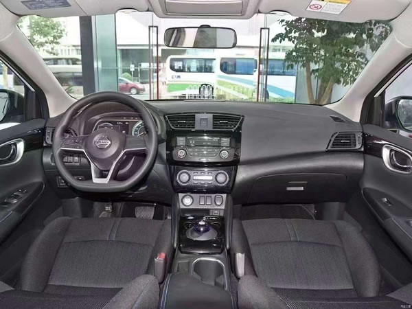 廣州租車網(wǎng)約車日產(chǎn)軒逸EV