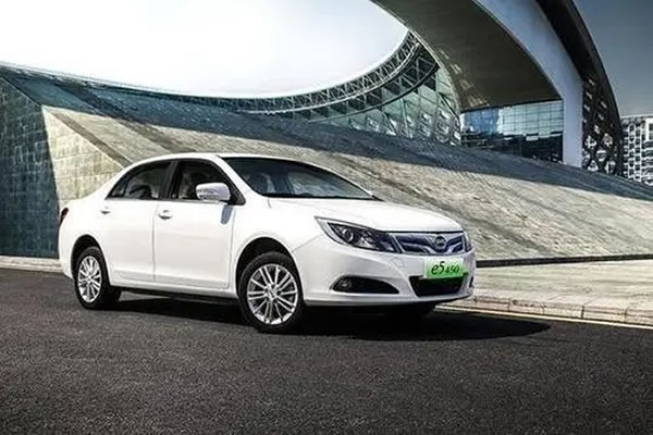 廣州妥妥出行租車比亞迪e5 450押金5000提車6000元