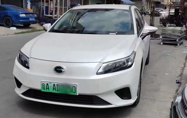 廣州網(wǎng)約車租車廣汽炫580（次新車）12個(gè)月 3200/月 期滿送7天